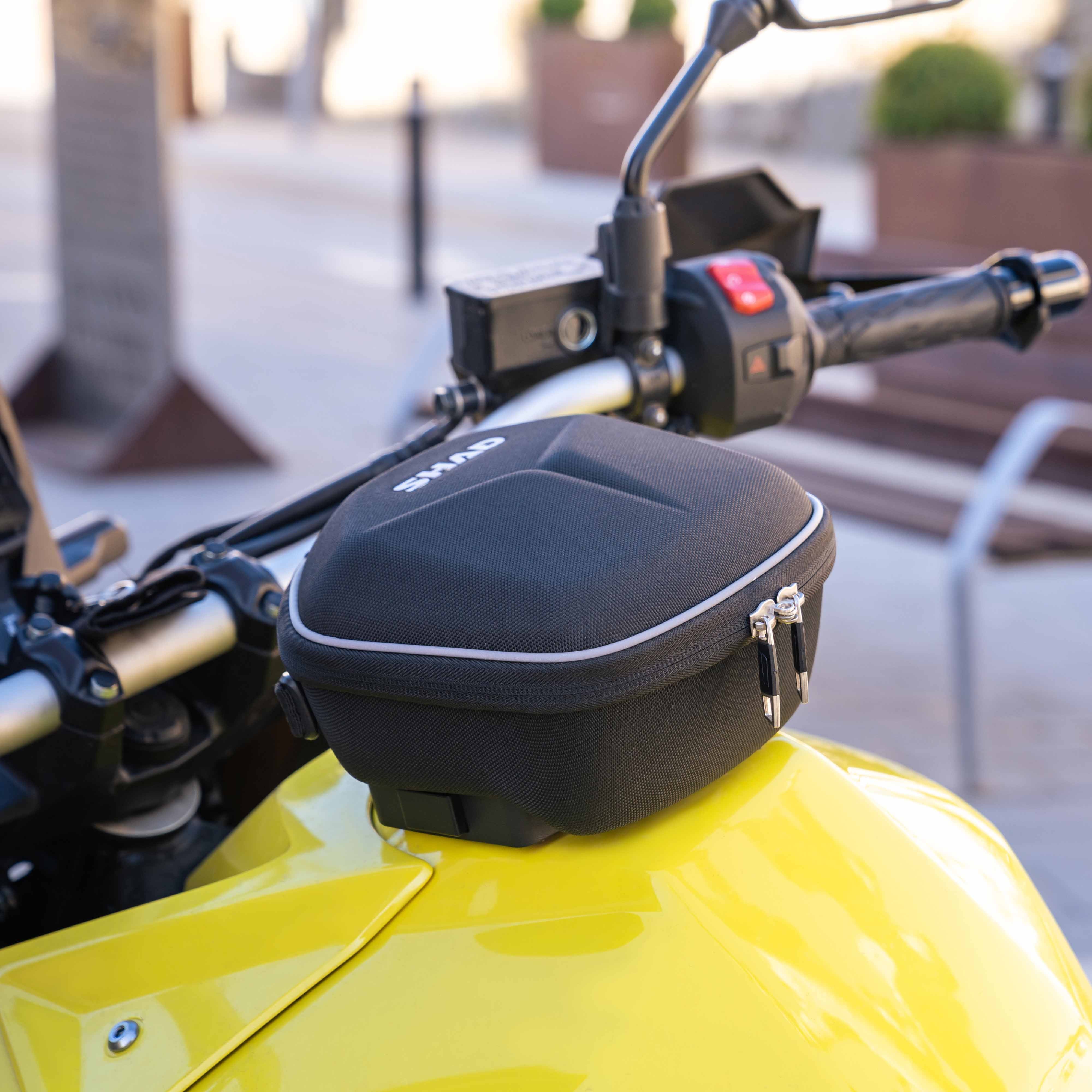 SHAD Click System Tank Bag E02C No Locking