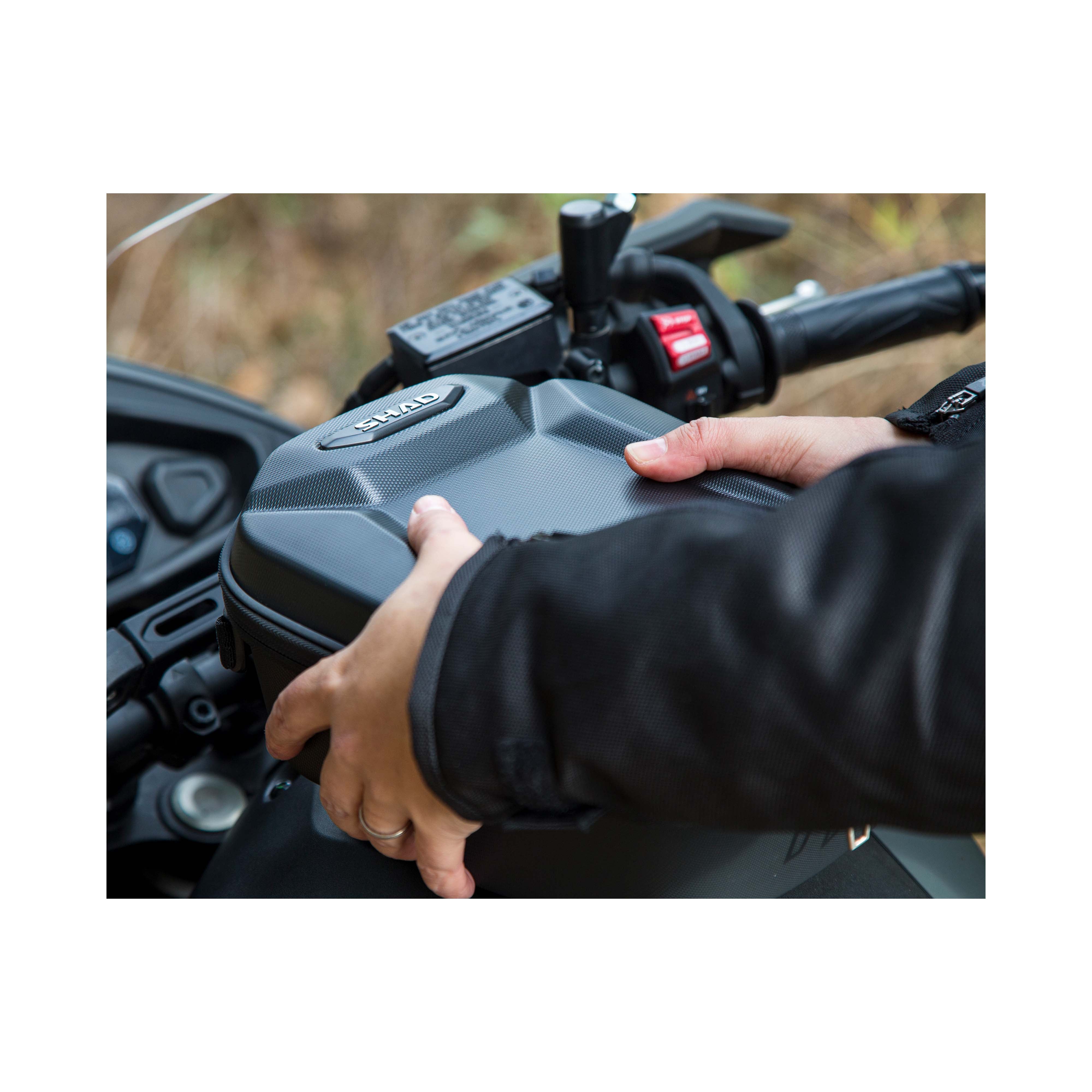 SHAD Click System Tank Bag E09C