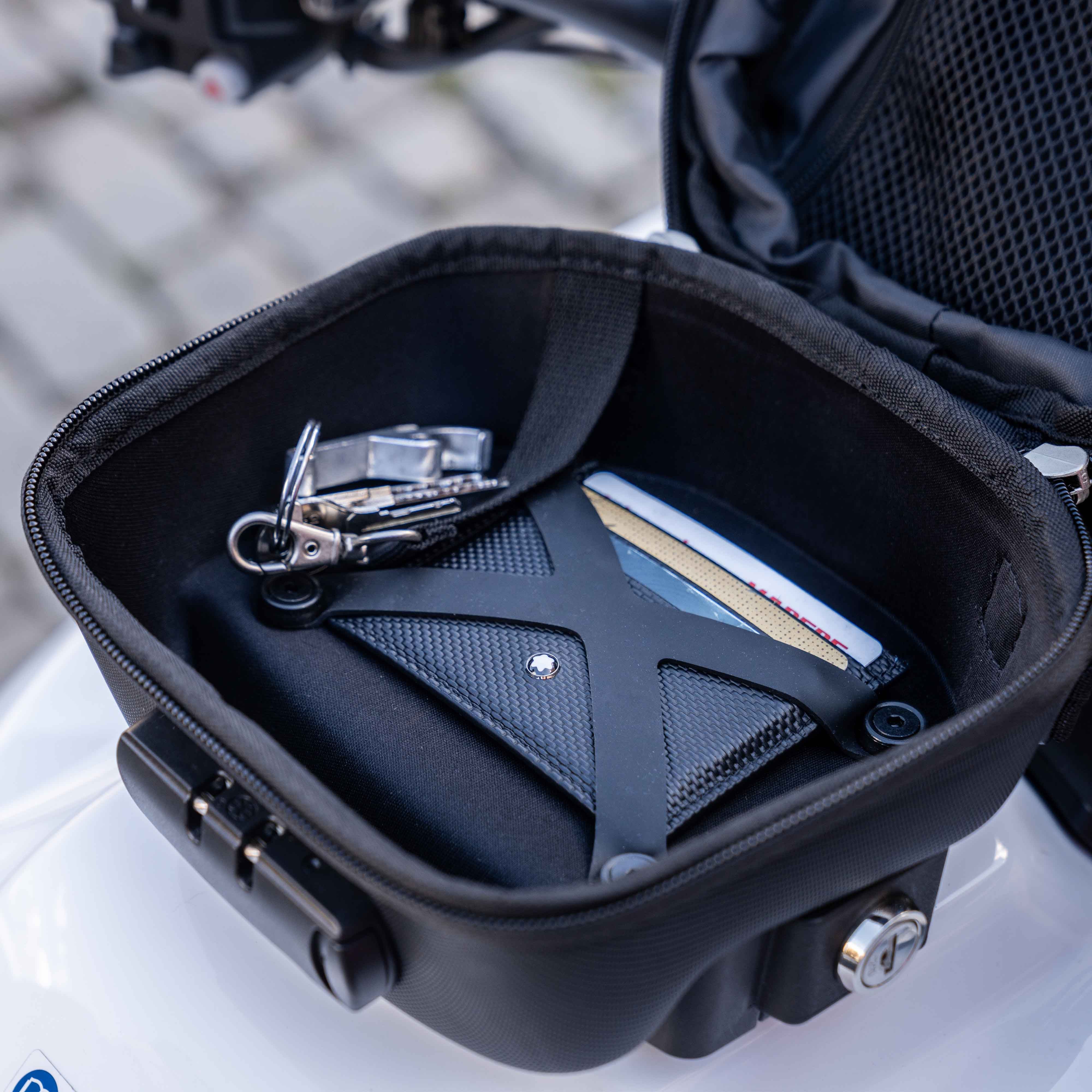 SHAD Click System Tank Bag E03C Pro